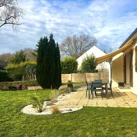 Jolie Maison Mesqueraise Avec Jardin Proche *